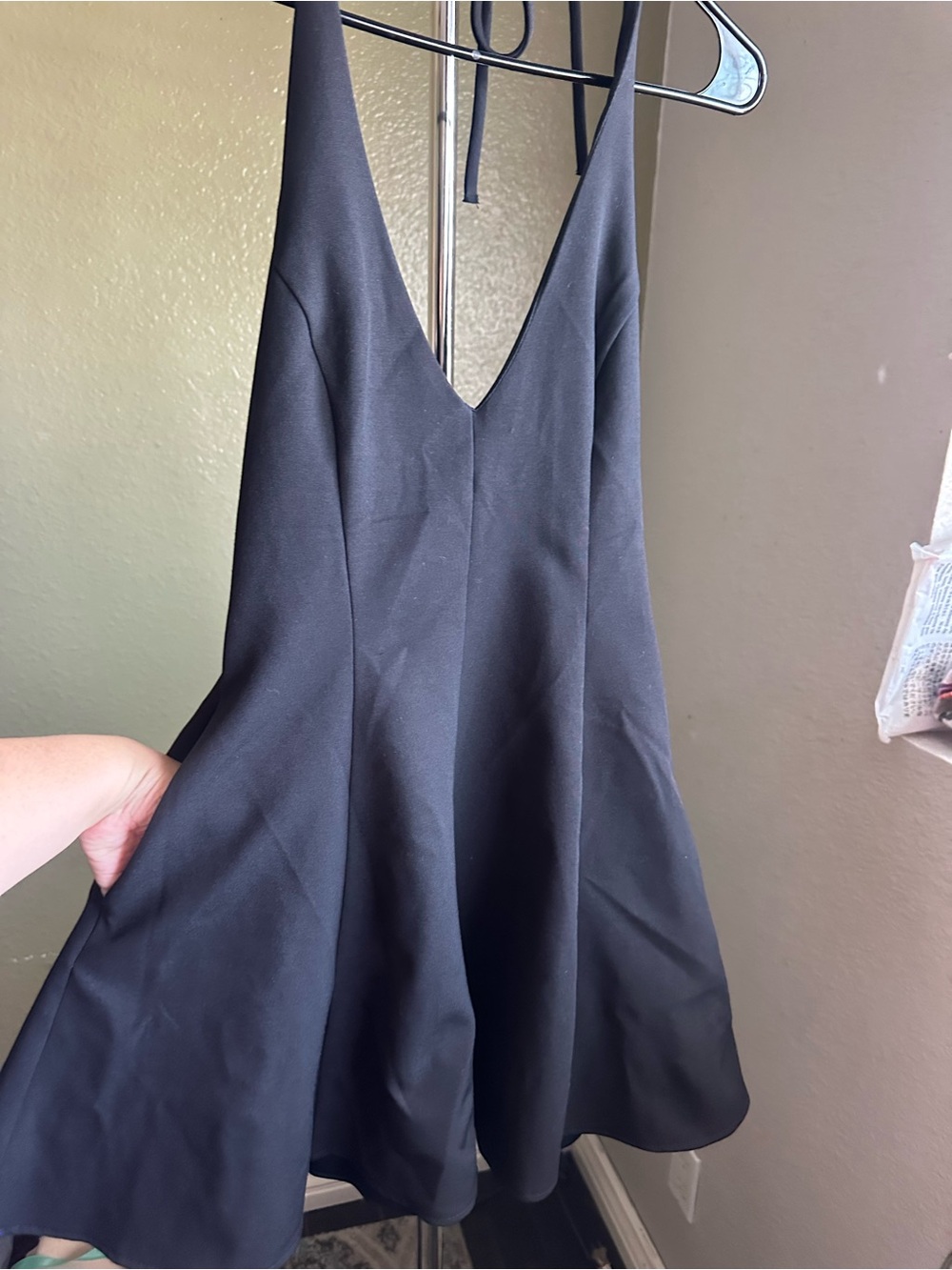 Zara Black V-Neck Mini A-Line Dress with pockets
